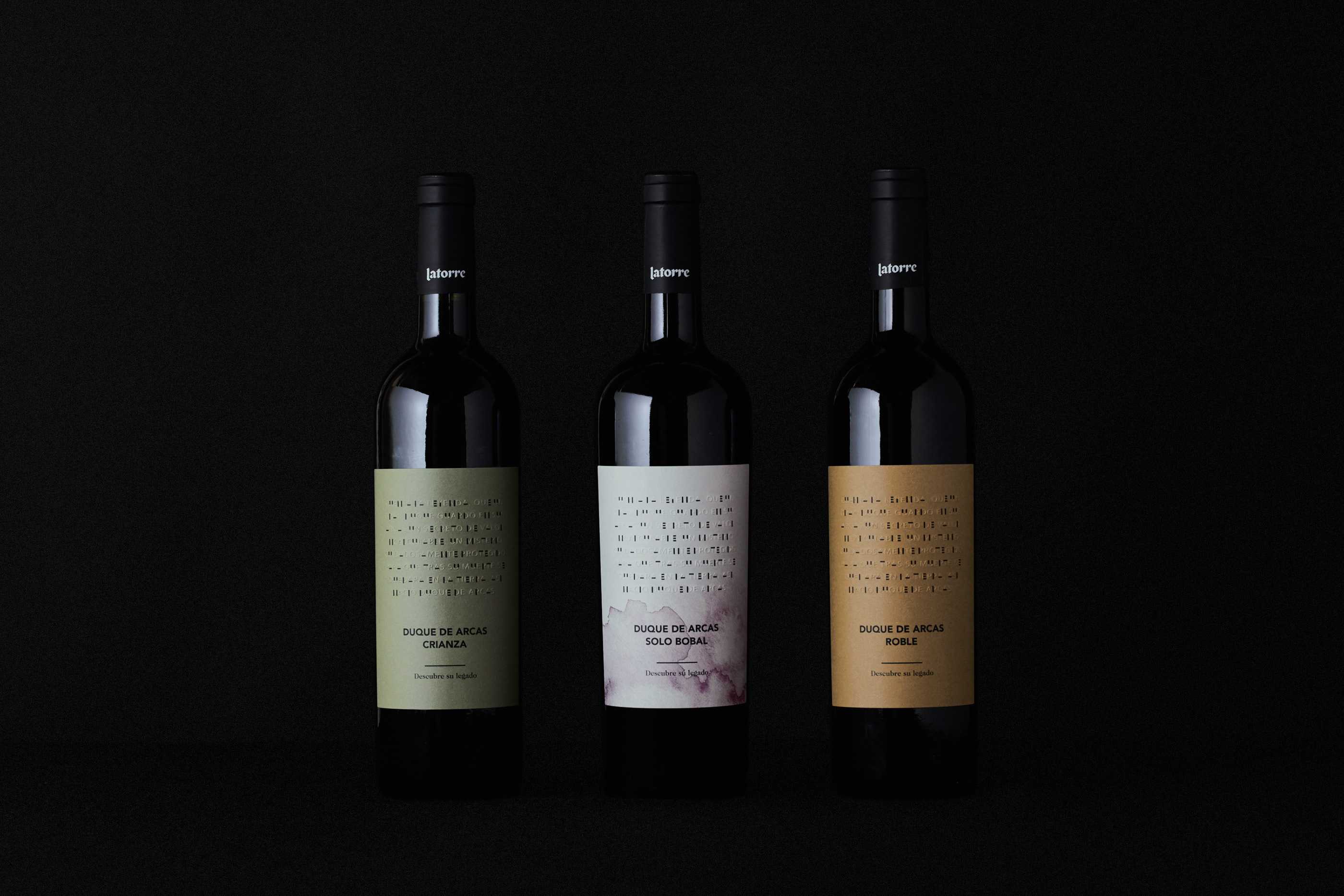 Diseño de etiquetas para familia de vinos duque de arcas
