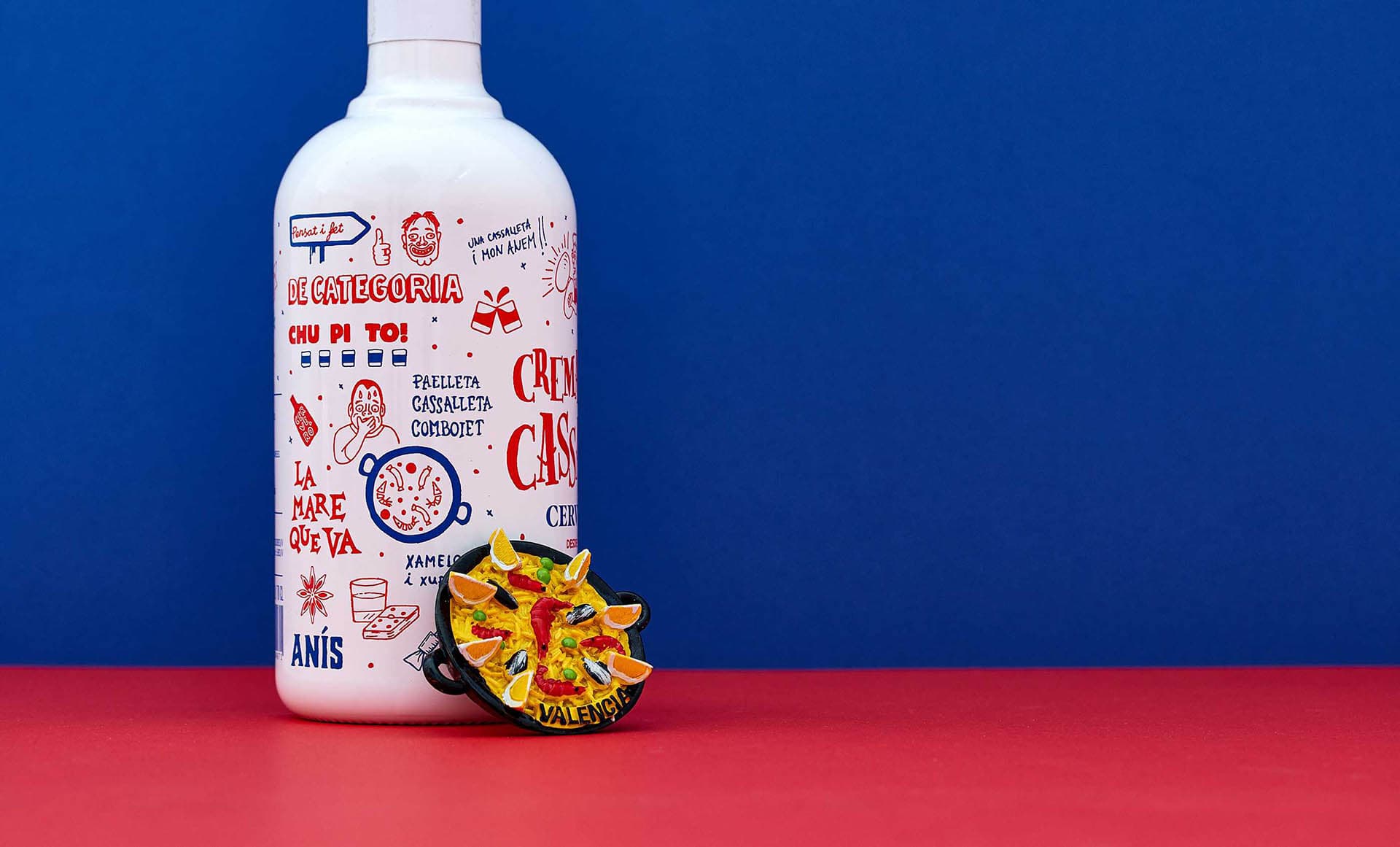 Diseño de Branding y Packaging para crema de cassalla Cervero con motivos valencianos