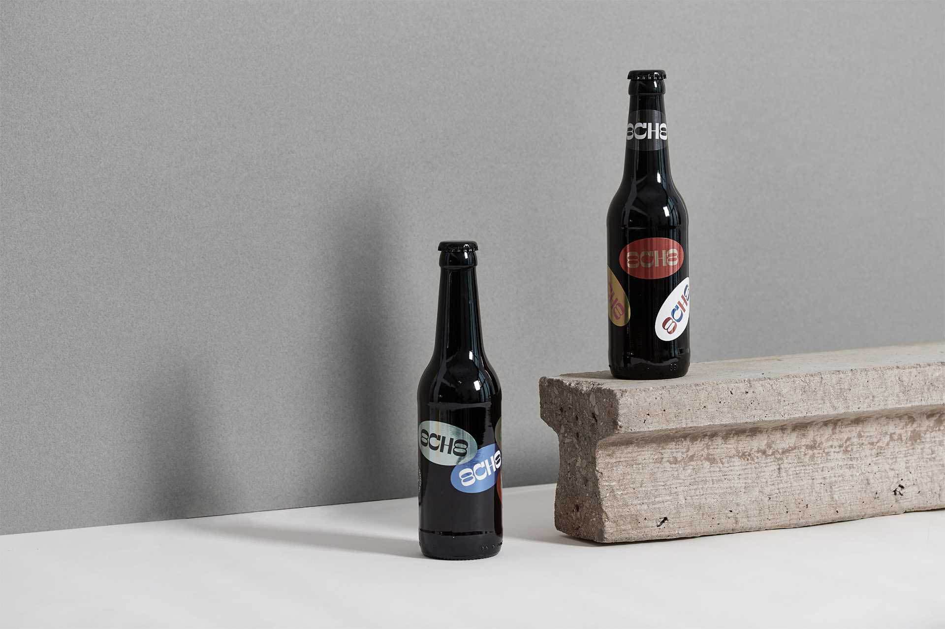 Diseño de packaging para cerveza conmemorativa del octavo aniversario de Brandsummit. 8CH8